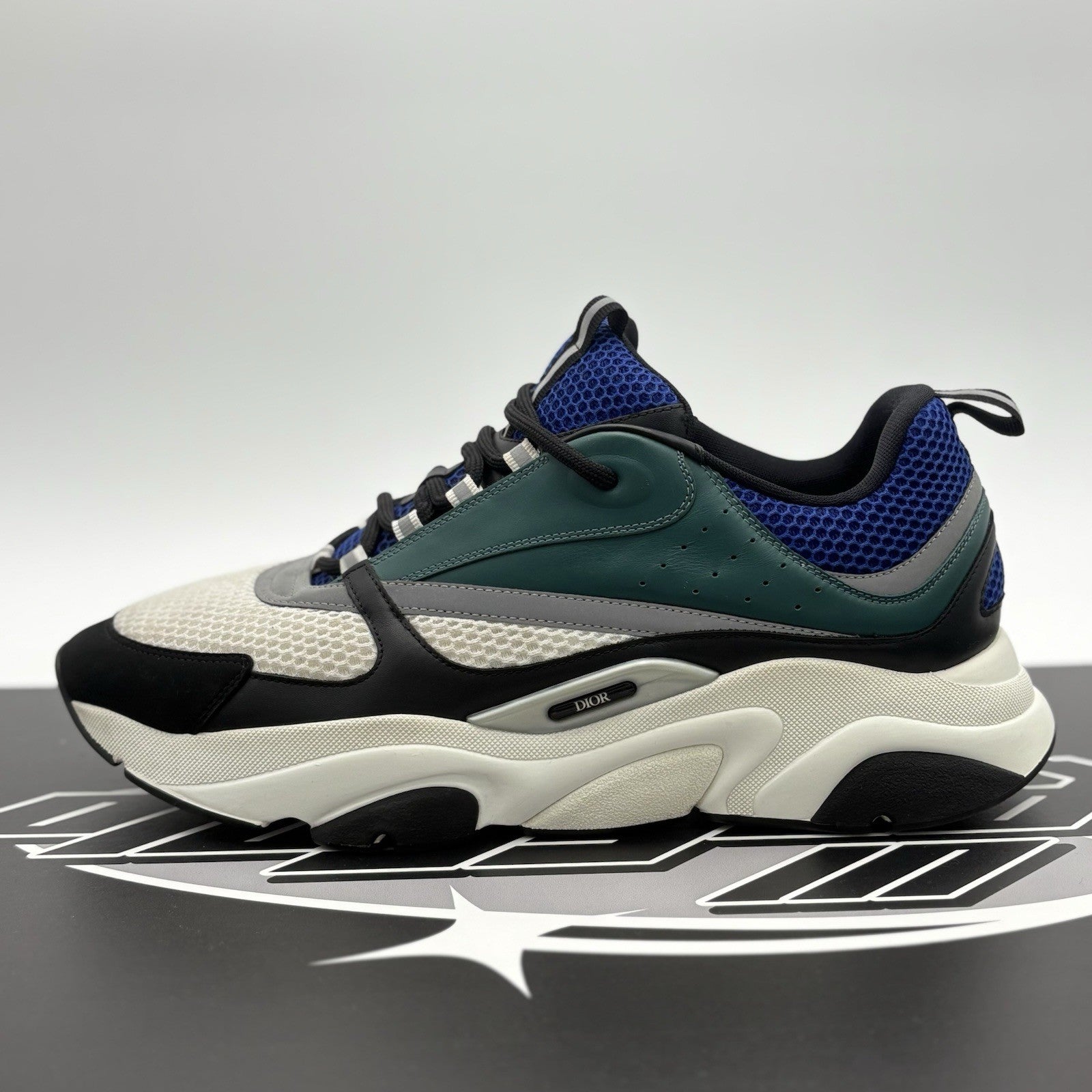 Size 50 (17 US) - Dior B22 Sneaker ' White Deep Green ' | GREAT CONDITION!