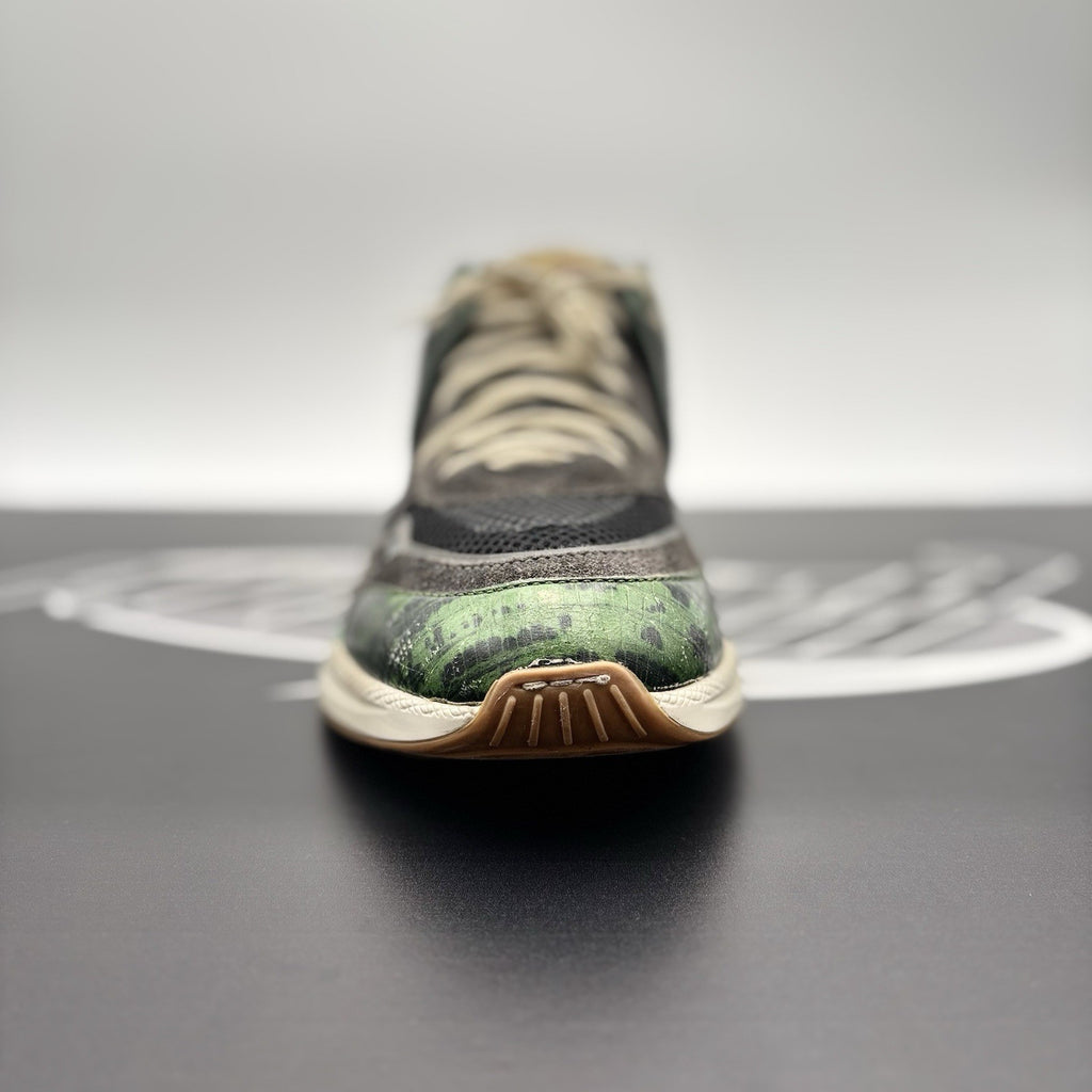 Size 10 G (10.5 US) - Gucci Ultrapace ' Green Tejus Printed ' | GOOD CONDITION!