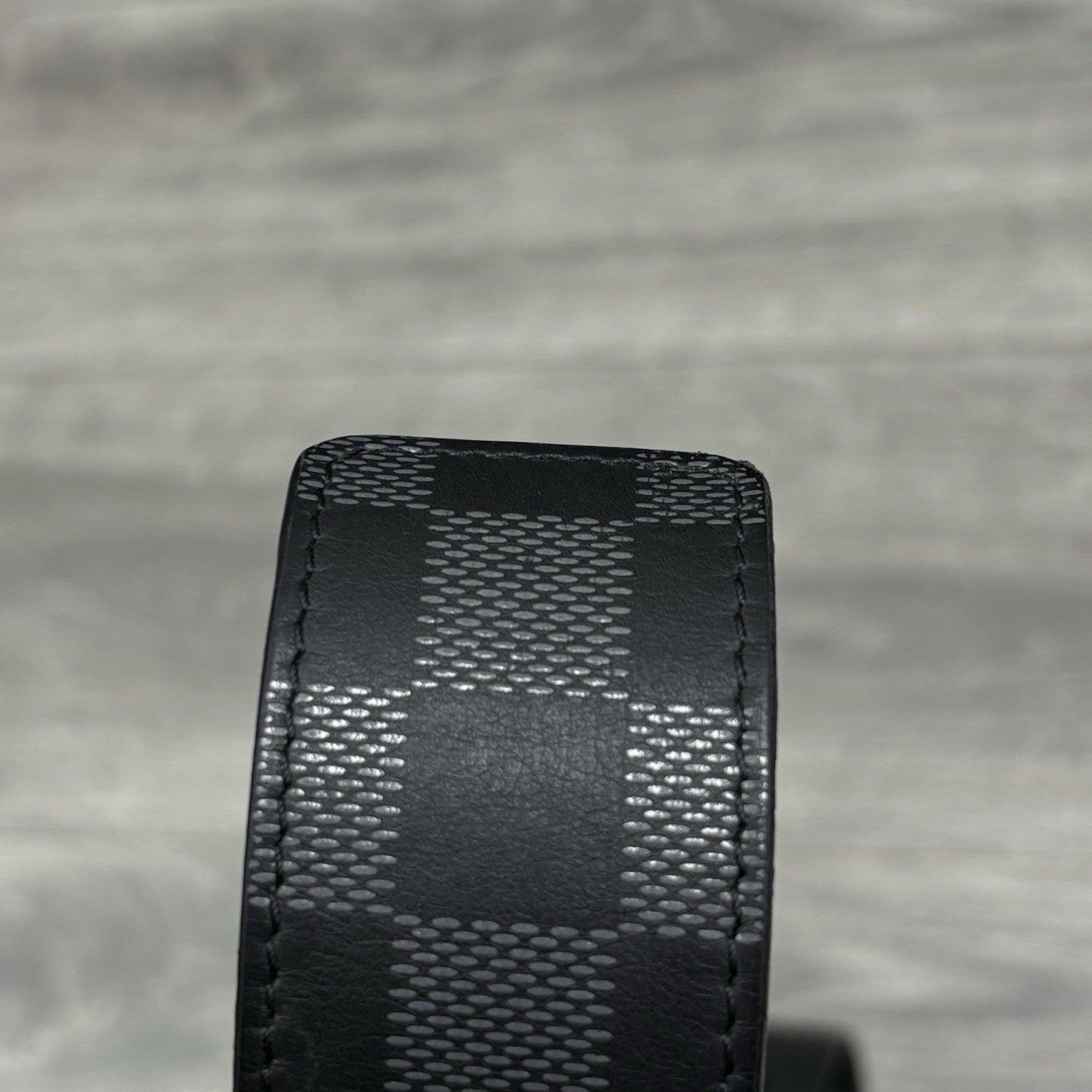 Size 100/40 - Louis Vuitton LV Initials Damier Reversible Belt ' Black ' | CLEAN
