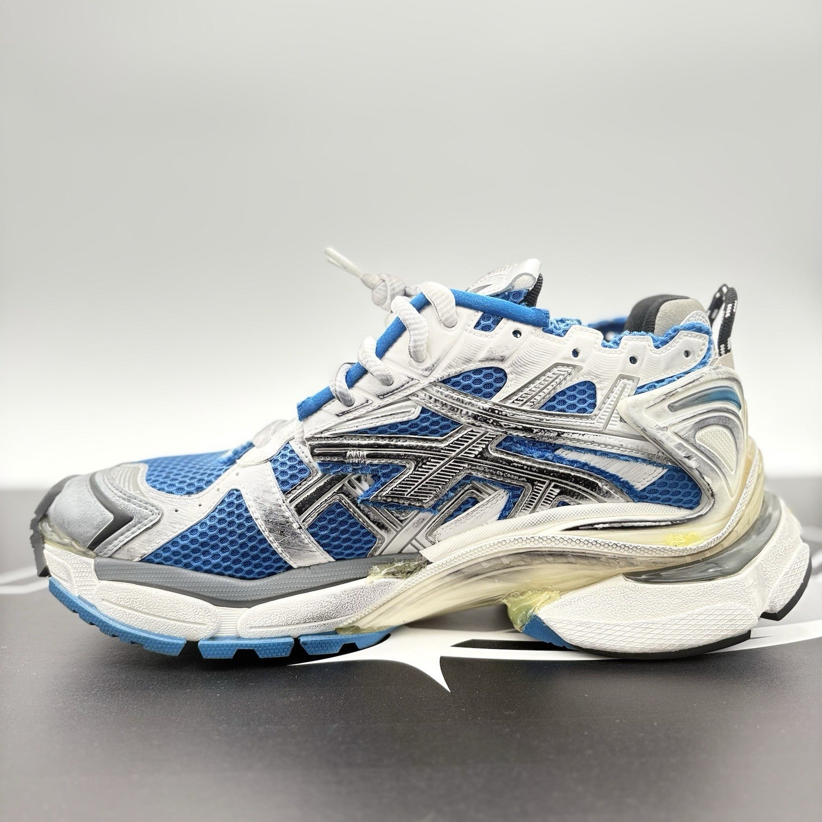Size 43 (10 US) - Balenciaga Runner ' White, Blue ' | ONLY WORN 3x