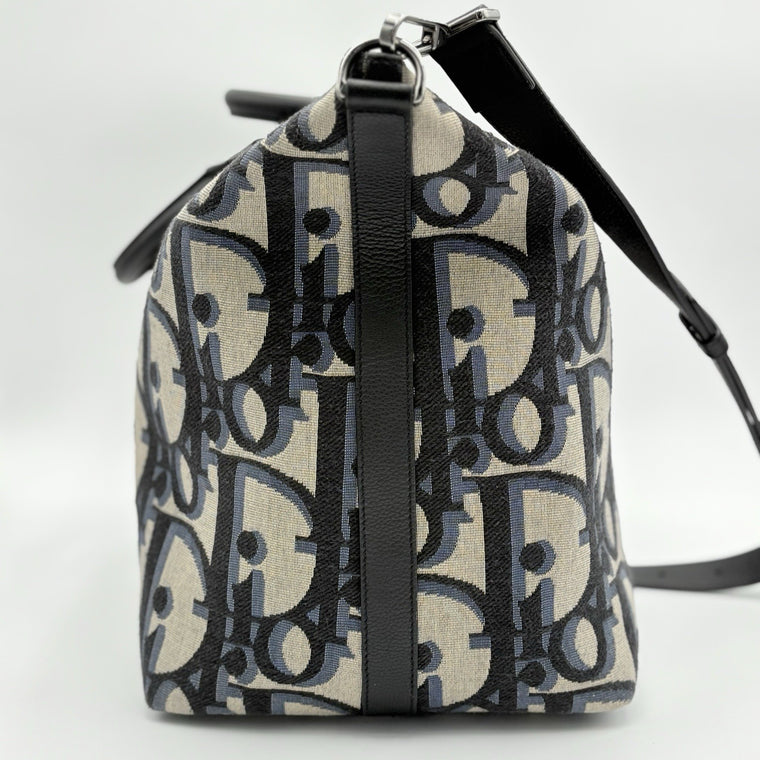 Oblique Jacquard Maxi Weekender 40 Bag Beige — photo 10