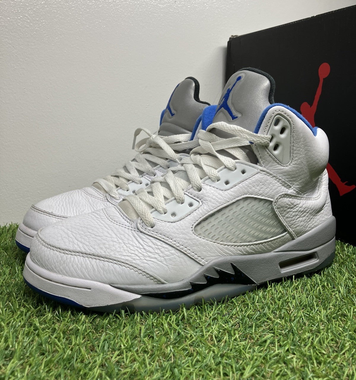 Size 9.5 - Nike Air Jordan 5 Retro ' Stealth 2.0 ' | GREAT CONDITION!