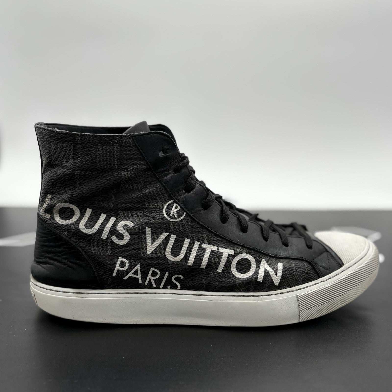 Size 7 LV (8-8.5 US) Louis Vuitton Tattoo Line High Top Damier Graphite - Black