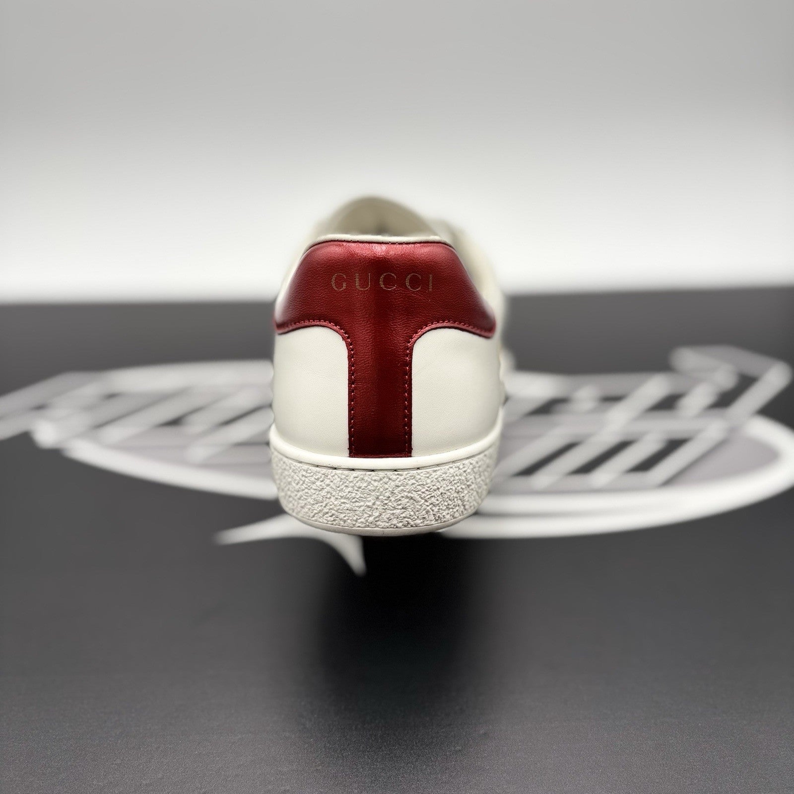 Size 7.5 G (8 US) - Gucci Ace Gucci Stripe ‘ White, Red ‘ | GREAT!