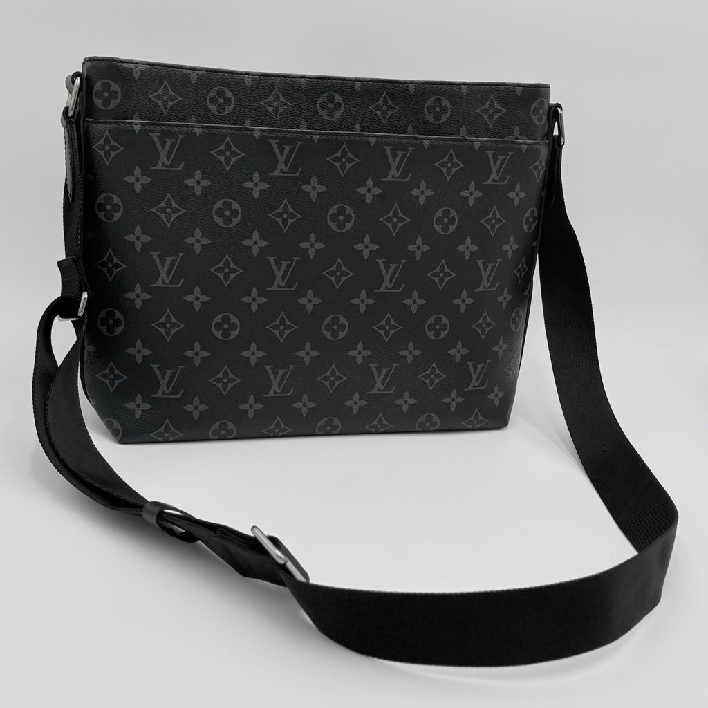 Louis Vuitton District Monogram Eclipse Messenger Bag ' Black ' | SUPER CLEAN!