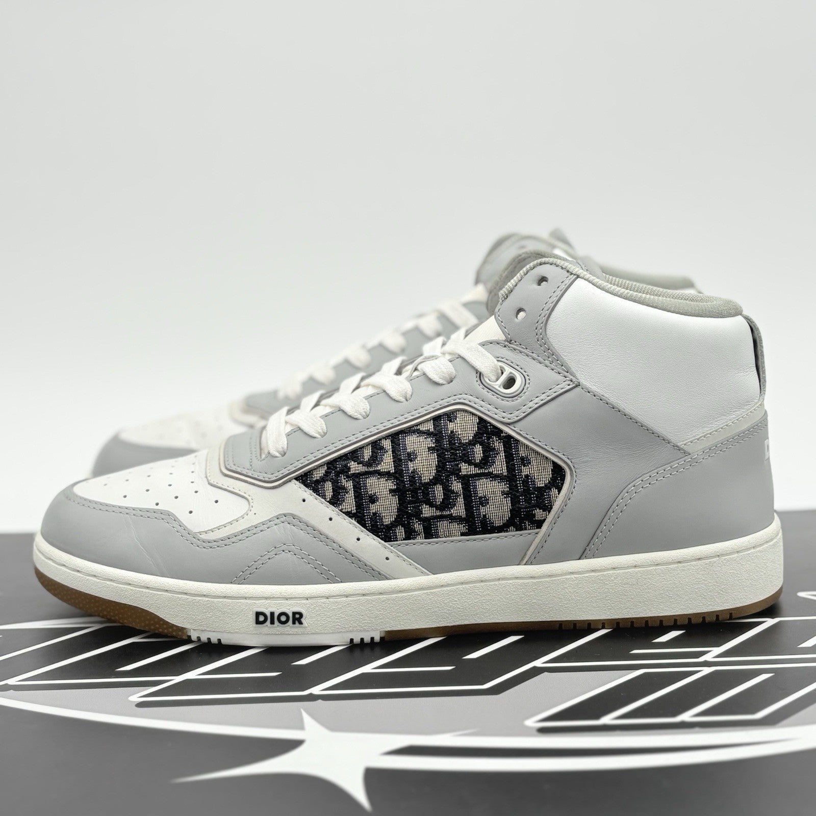 Size 45 (12 US) Dior B27 Oblique High Top ' Grey ' | SUPER CLEAN!