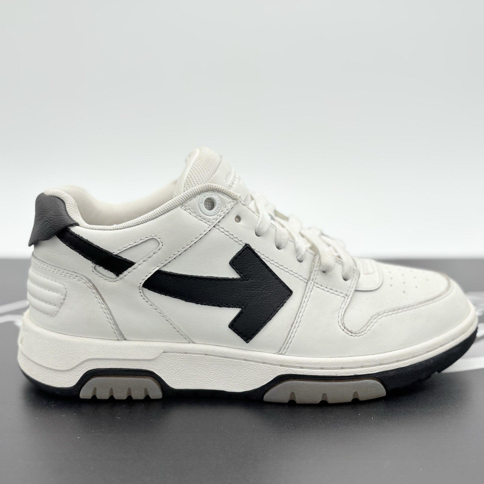 Size 40 (7 US) Off-White Out of Office ' White Black ' | GOOD COND!