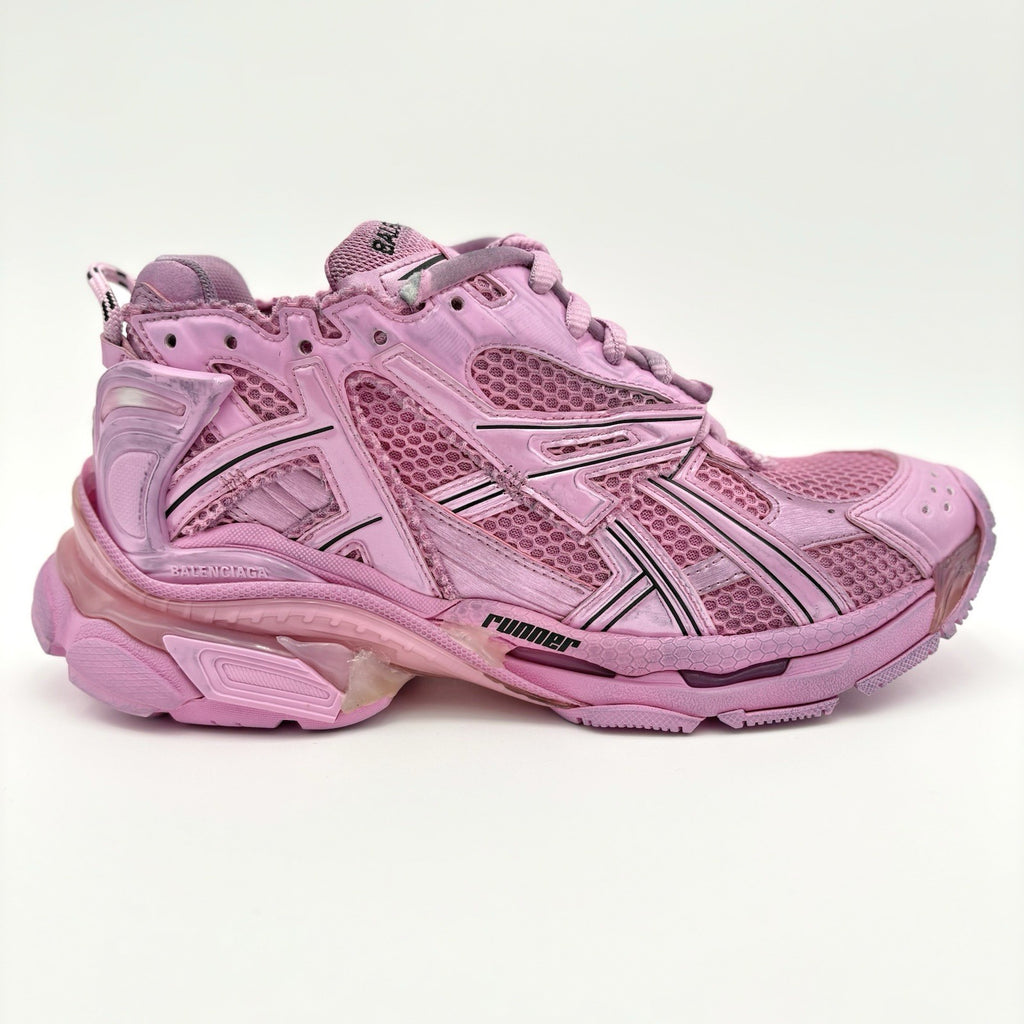 Size 40 EU - Balenciaga Runner ' Pink ' | BRAND NEW!