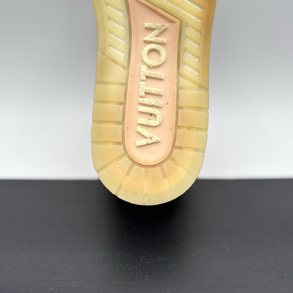 Size 6 LV (7-7.5 US ) Louis Vuitton Trainer ' Metallic, Beige '