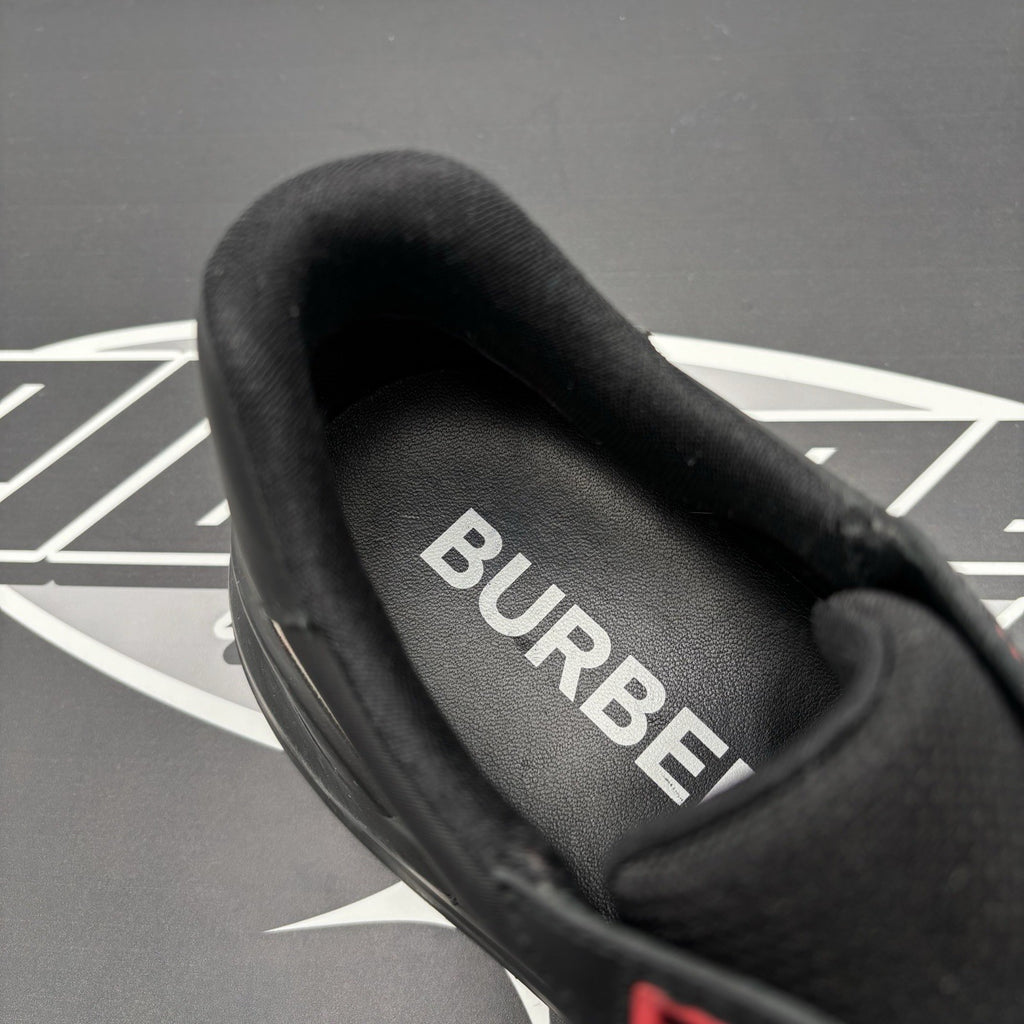 Size 46 (13 US) Burberry Check Suede Leather Vintage ' Black ' | GOOD CONDITION!