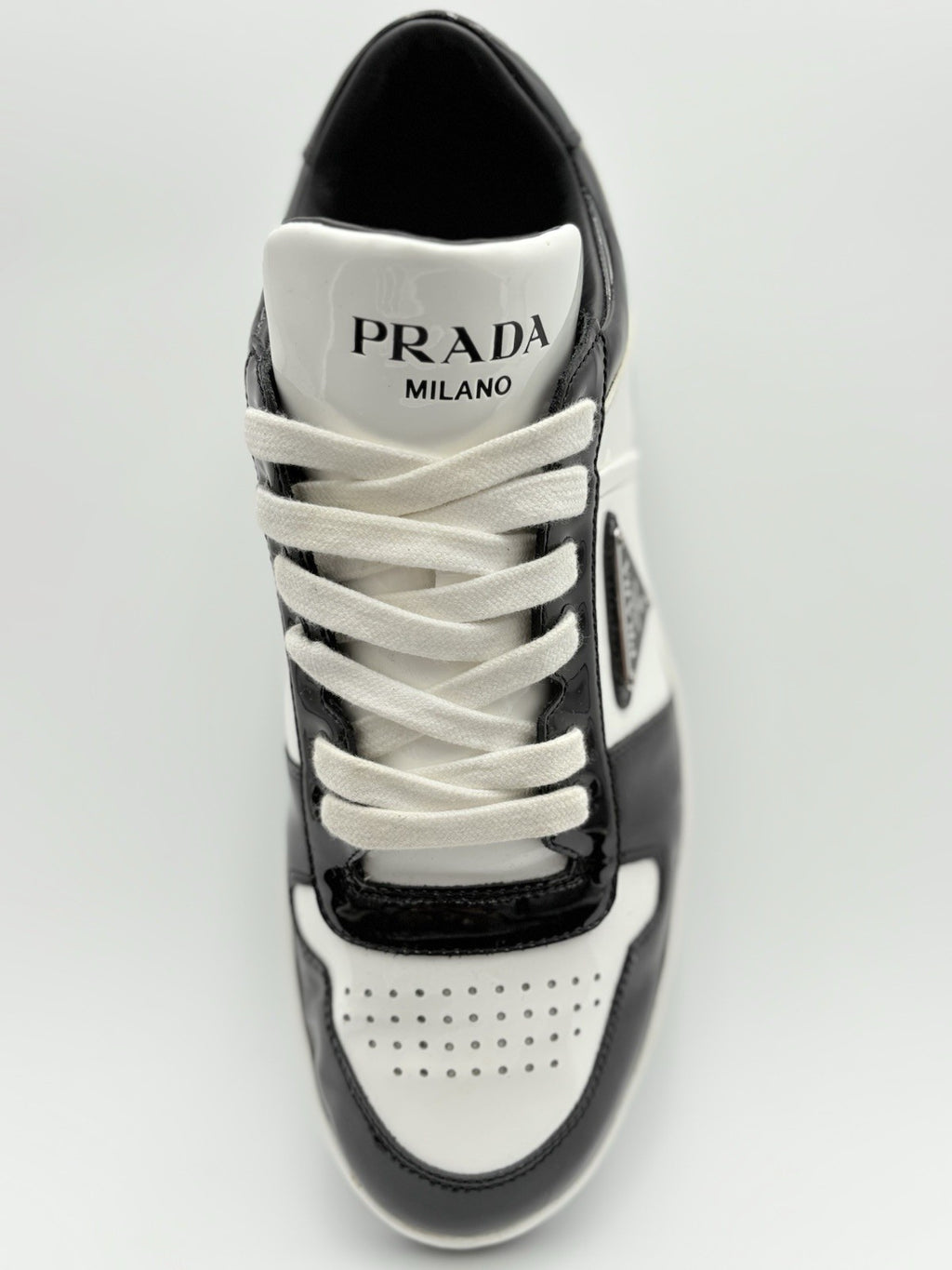 Size 8.5 UK (9.5 US) Prada Downtown Low Patent Leather ' Black White ' | GREAT!