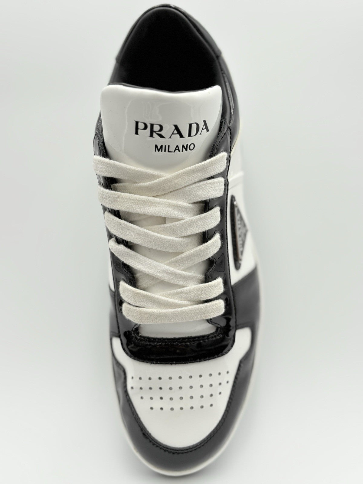 Size 8.5 UK (9.5 US) Prada Downtown Low Patent Leather ' Black White ' | GREAT!