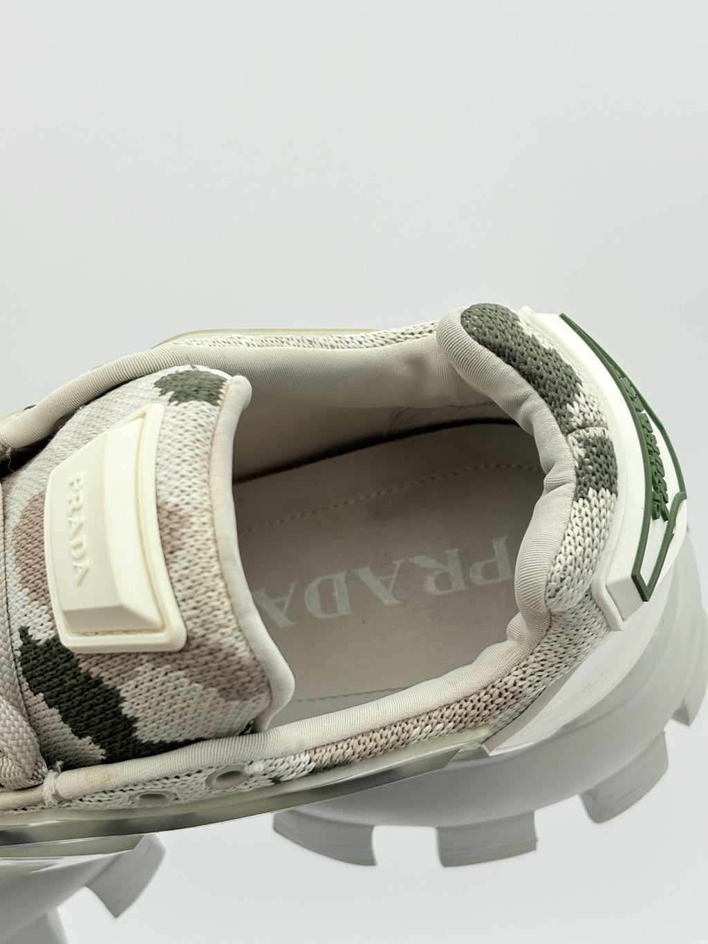 Size 7.5 UK (8.5 US) Prada Cloudbust Thunder Sneakers Men ' Camo ' | GREAT COND!