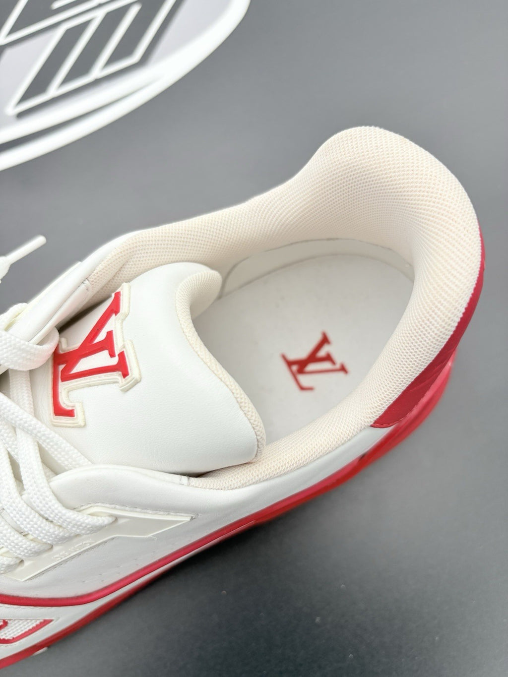 Size 10 LV (11-11.5 US ) Louis Vuitton Trainer ' White Red ' | SUPER CLEAN!
