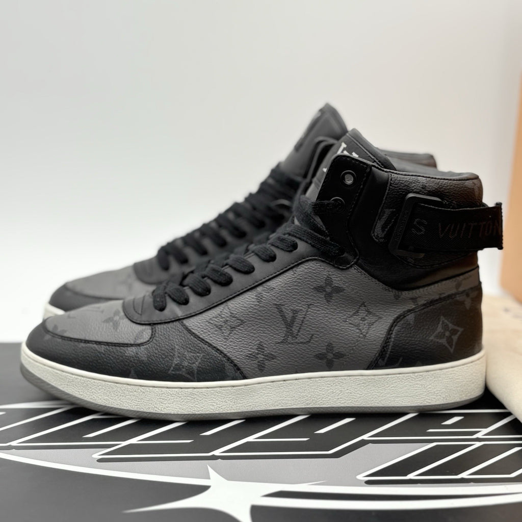 Size 7 LV (8-8.5 US) Louis Vuitton Eclipse Rivoli ' Black ' | SUPER CLEAN!