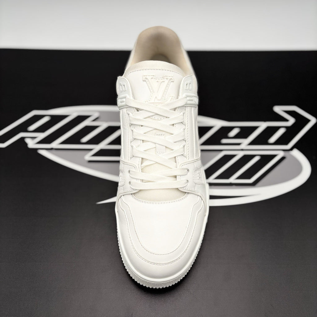 Size 7 LV (8-8.5 US) - Louis Vuitton Trainer ' White ' | EXCELLENT CONDITION!