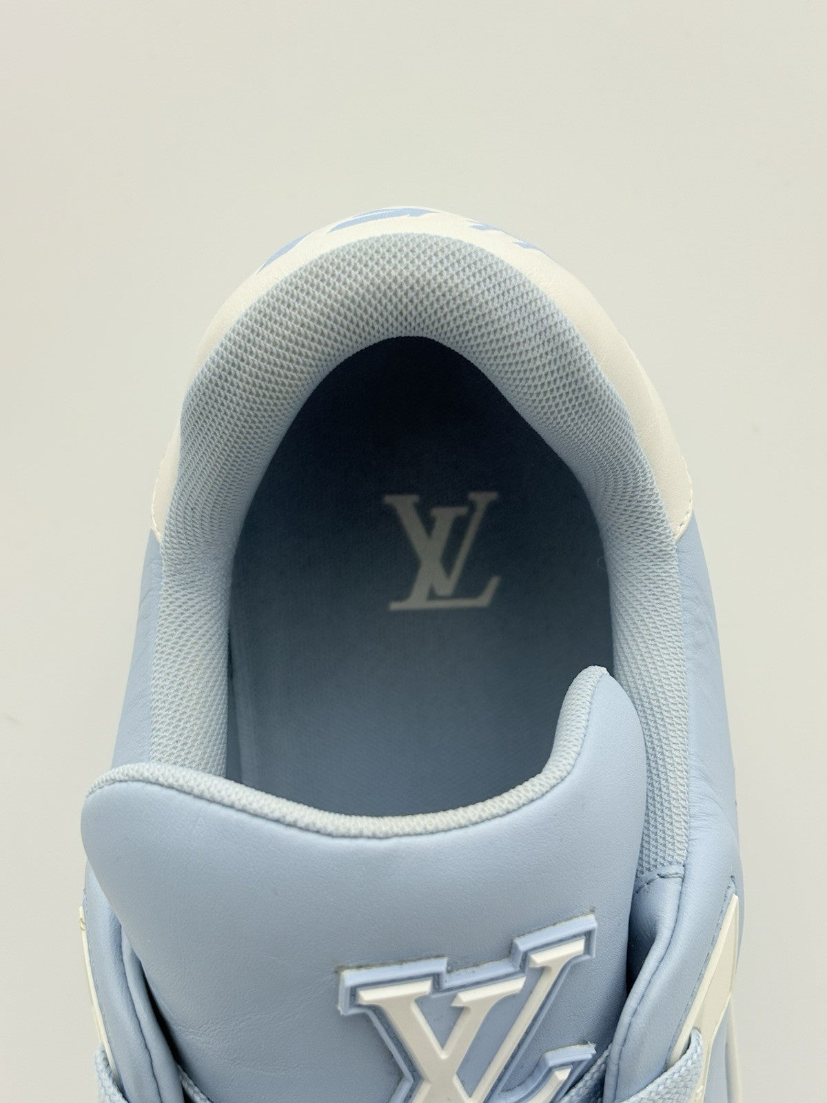 Size 9.5 LV (US 10.5-11) - Louis Vuitton Trainer ' Light Blue ' | GREAT COND!