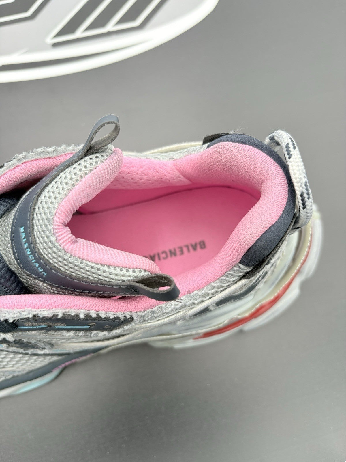 Size 42 (9 US) - Balenciaga Runner ' Grey Pink Blue ' | SUPER CLEAN!