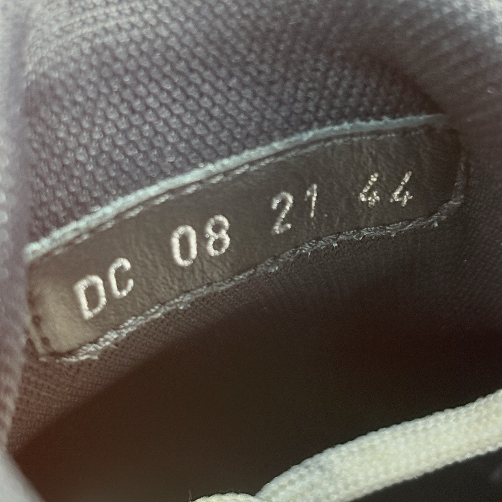 Size 44 (11 US) - Dior B22 ' Orange ' | SUPER CLEAN!