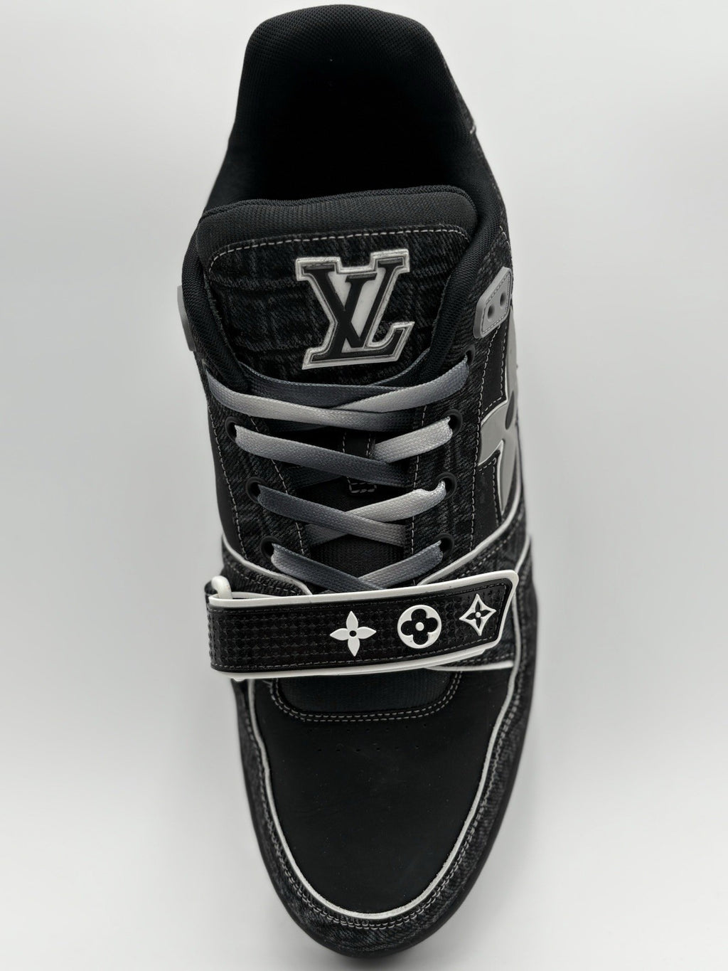 Size 11 LV (12-12.5 US) Louis Vuitton Croc Denim Strap Trainer ' Black ' WORN 1x