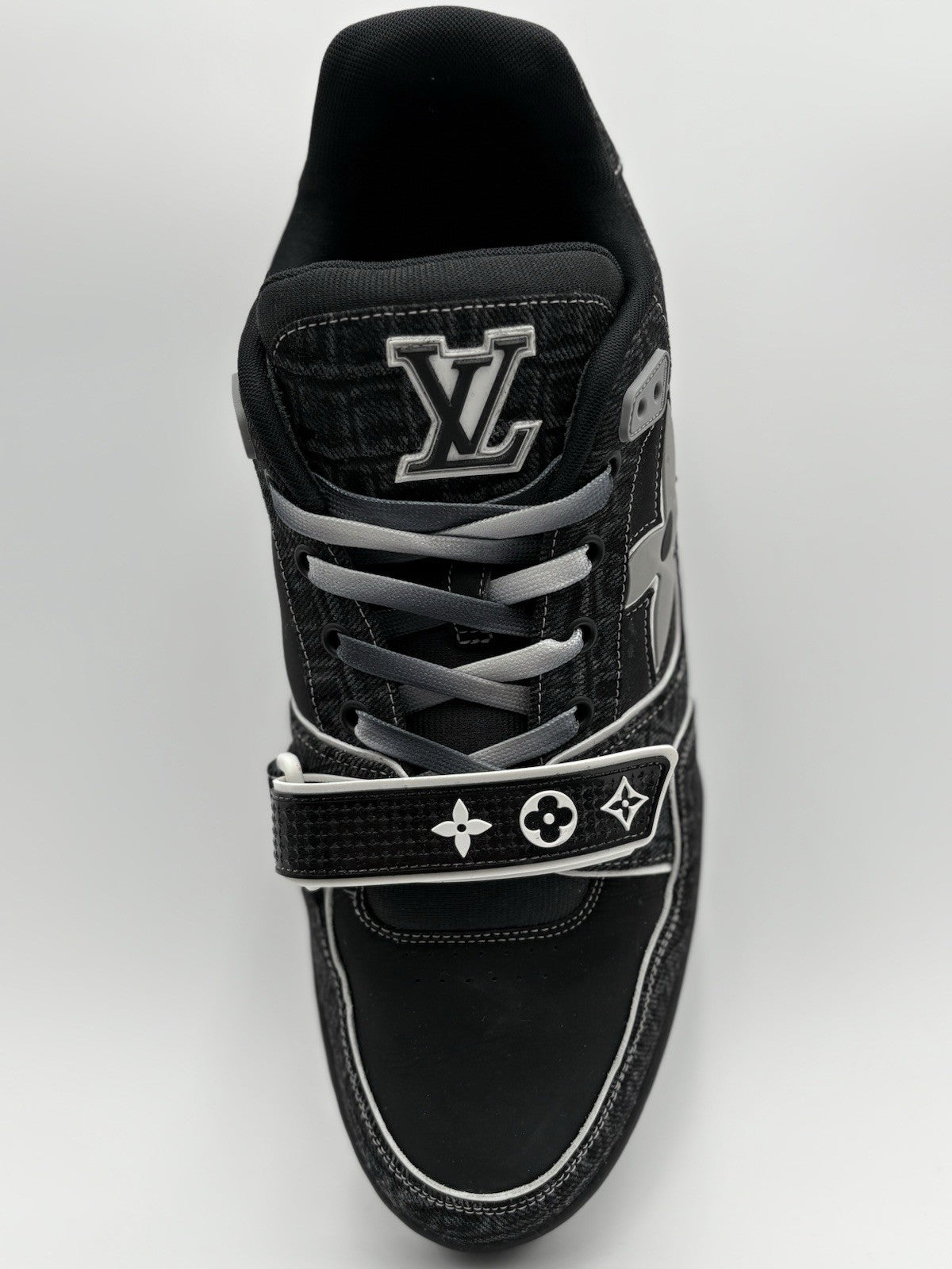 Size 11 LV (12-12.5 US) Louis Vuitton Croc Denim Strap Trainer ' Black ' WORN 1x