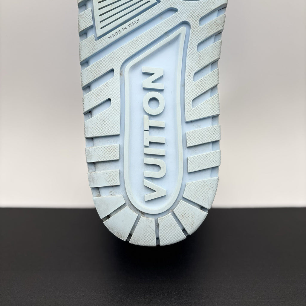 Size 9 LV (10-10.5 US) - Louis Vuitton Maxi ' Blue, Teal ' | GREAT CONDITION!