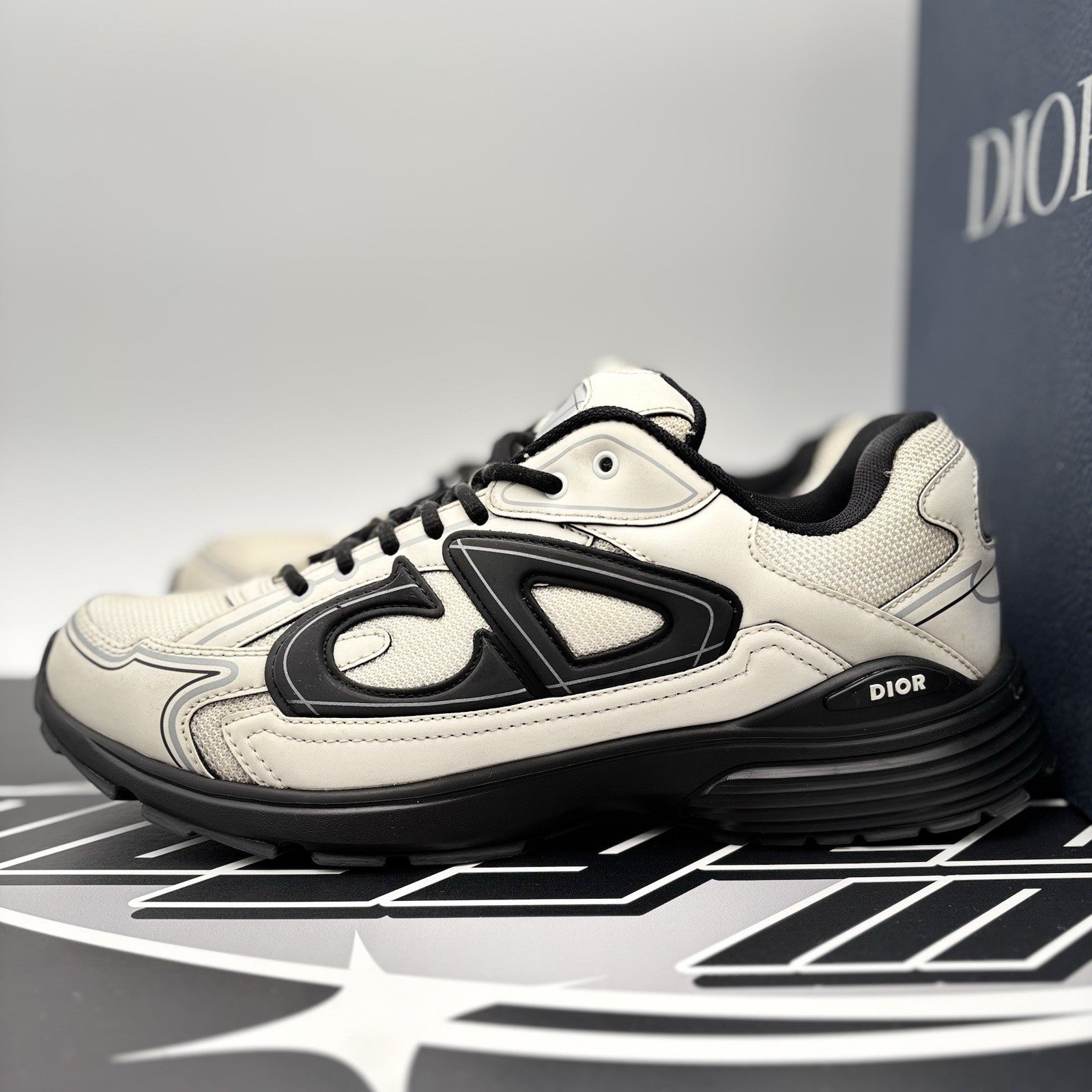 Size 44 (11 US) - Dior B30 ' White, Black ' | GOOD CONDITION!