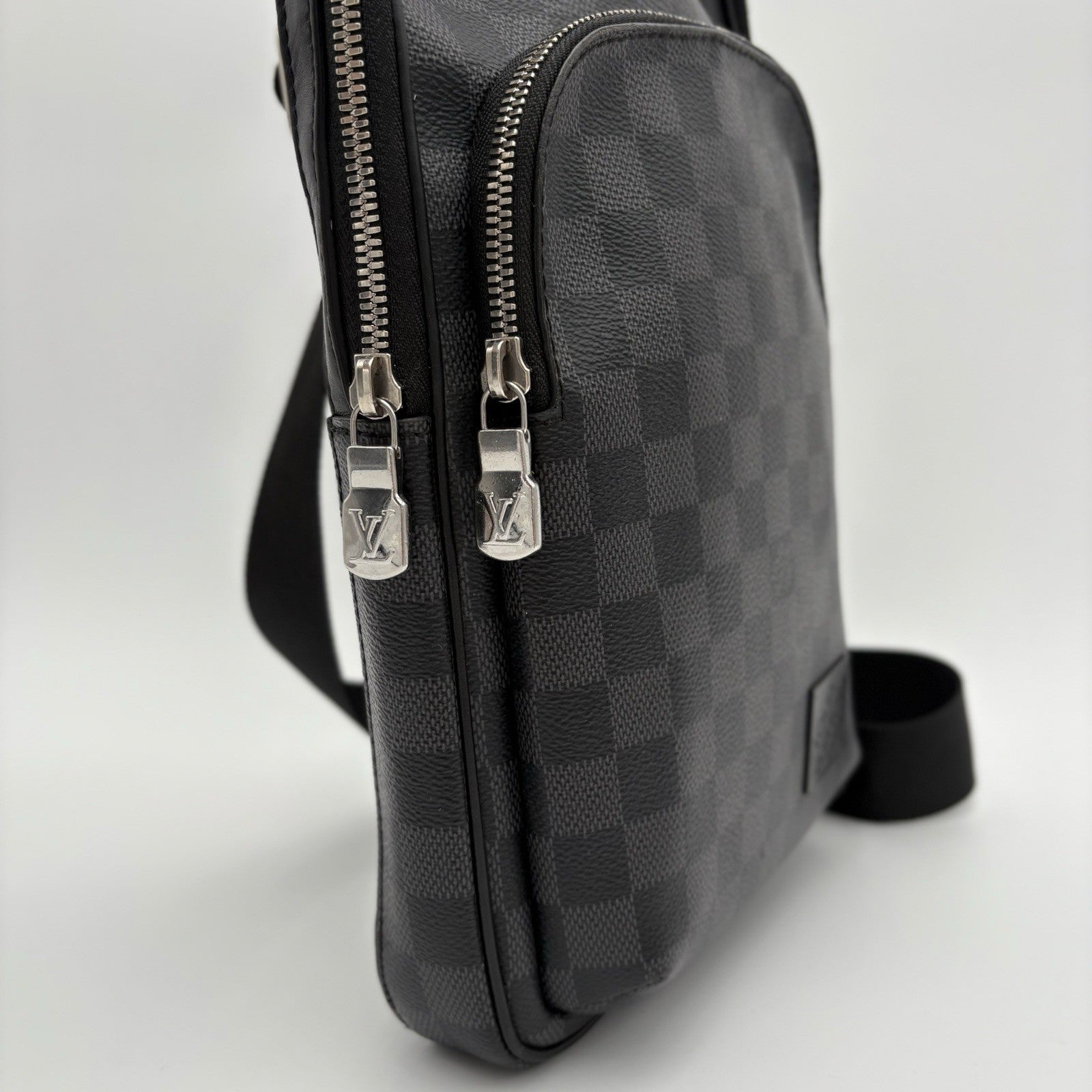 Louis Vuitton Sling Bag Damier Graphite Canvas ' Black ' | SUPER CLEAN!