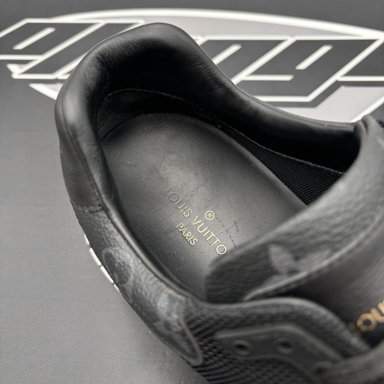 Size 7.5 LV (8.5-9 US) Louis Vuitton Run Away Sneaker ' Black White ' | GOOD!