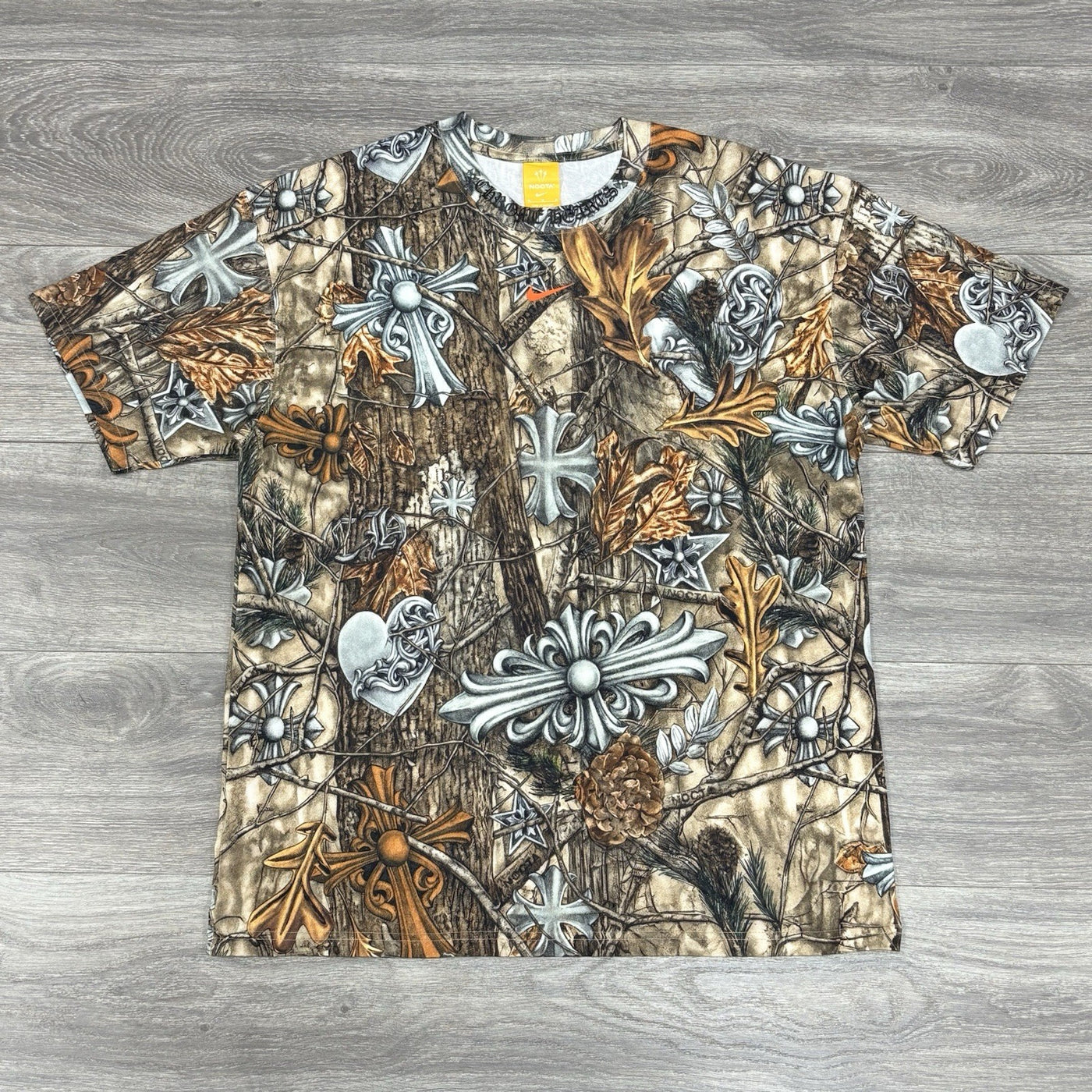 x Nike Nocta Realtree Horseshoe Logo T-Shirt