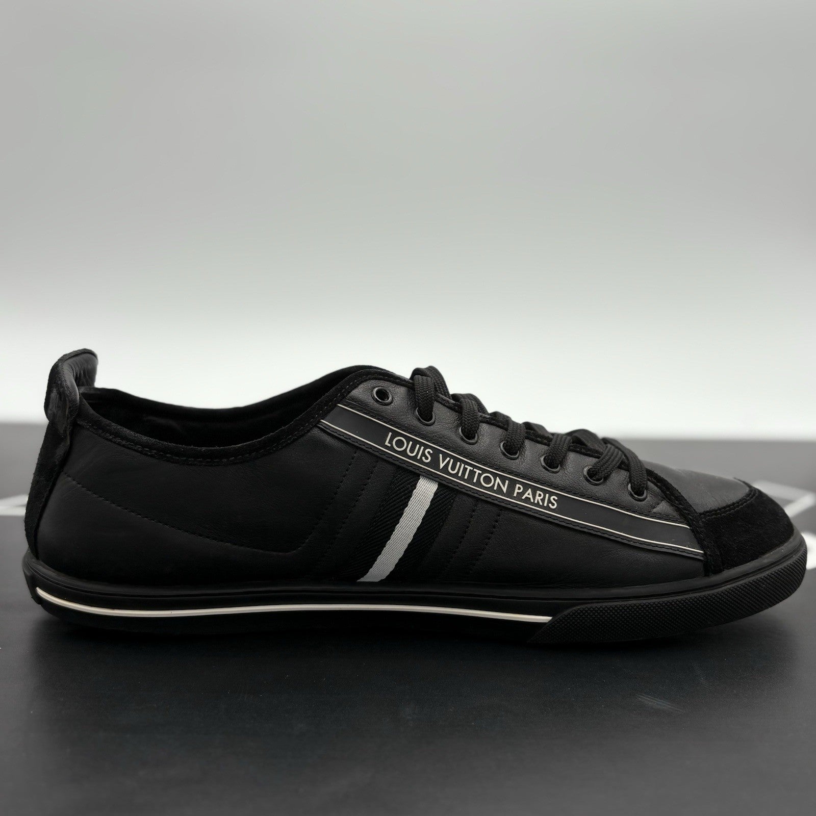 Size 11 LV (12-12.5 US) Louis Vuitton Suede & Leather Cosmos ' Black ' | CLEAN!