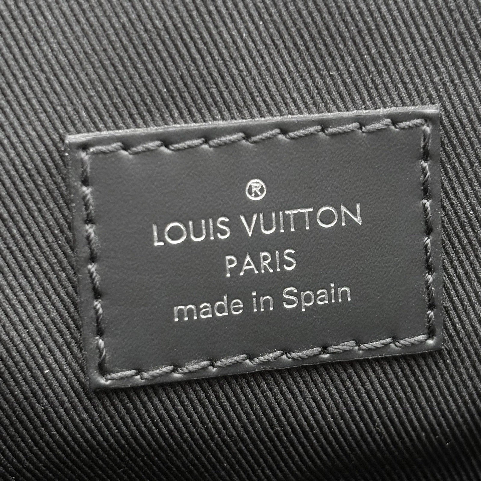Louis Vuitton District Monogram Eclipse Messenger Bag ' Black ' | SUPER CLEAN!