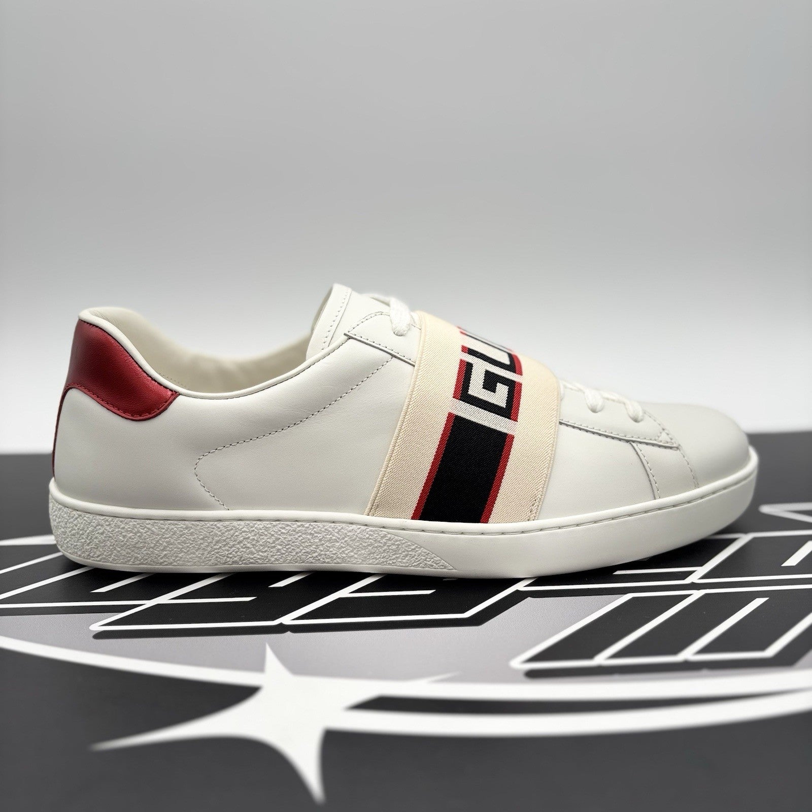 Size 8.5 G (9 US)- Gucci Ace Leather  With Strap ‘ White ’ | NEW!
