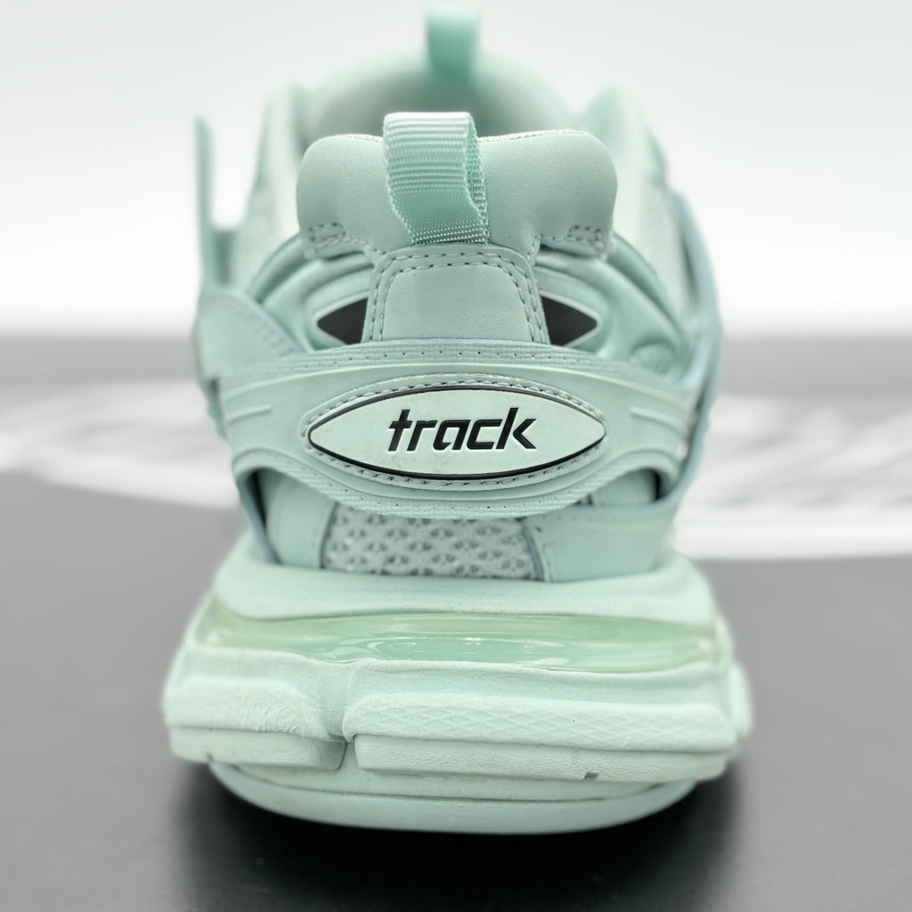 Size 41 - Balenciaga Track ' Mint ' | GREAT CONDITION!
