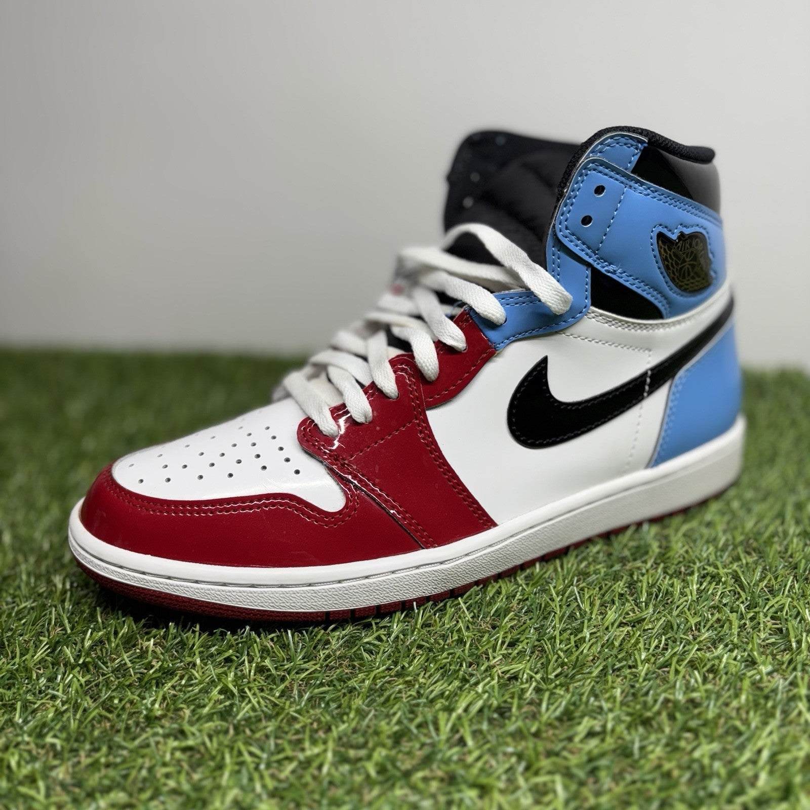 Size 10 - Air Jordan 1 Retro OG High ' Fearless ' | GREAT CONDITION!