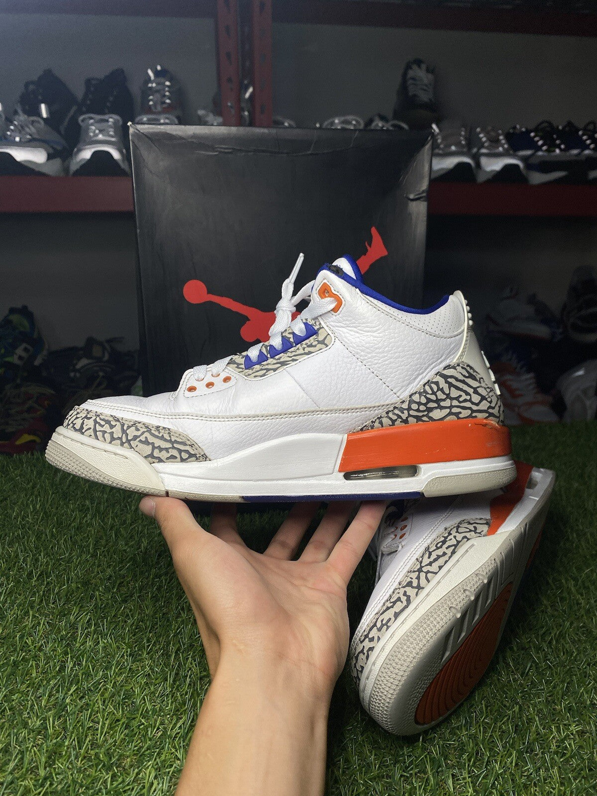 Size 10.5 - Air Jordan 3 Retro Knicks ‘ White, Orange ‘ | GOOD CONDITION!