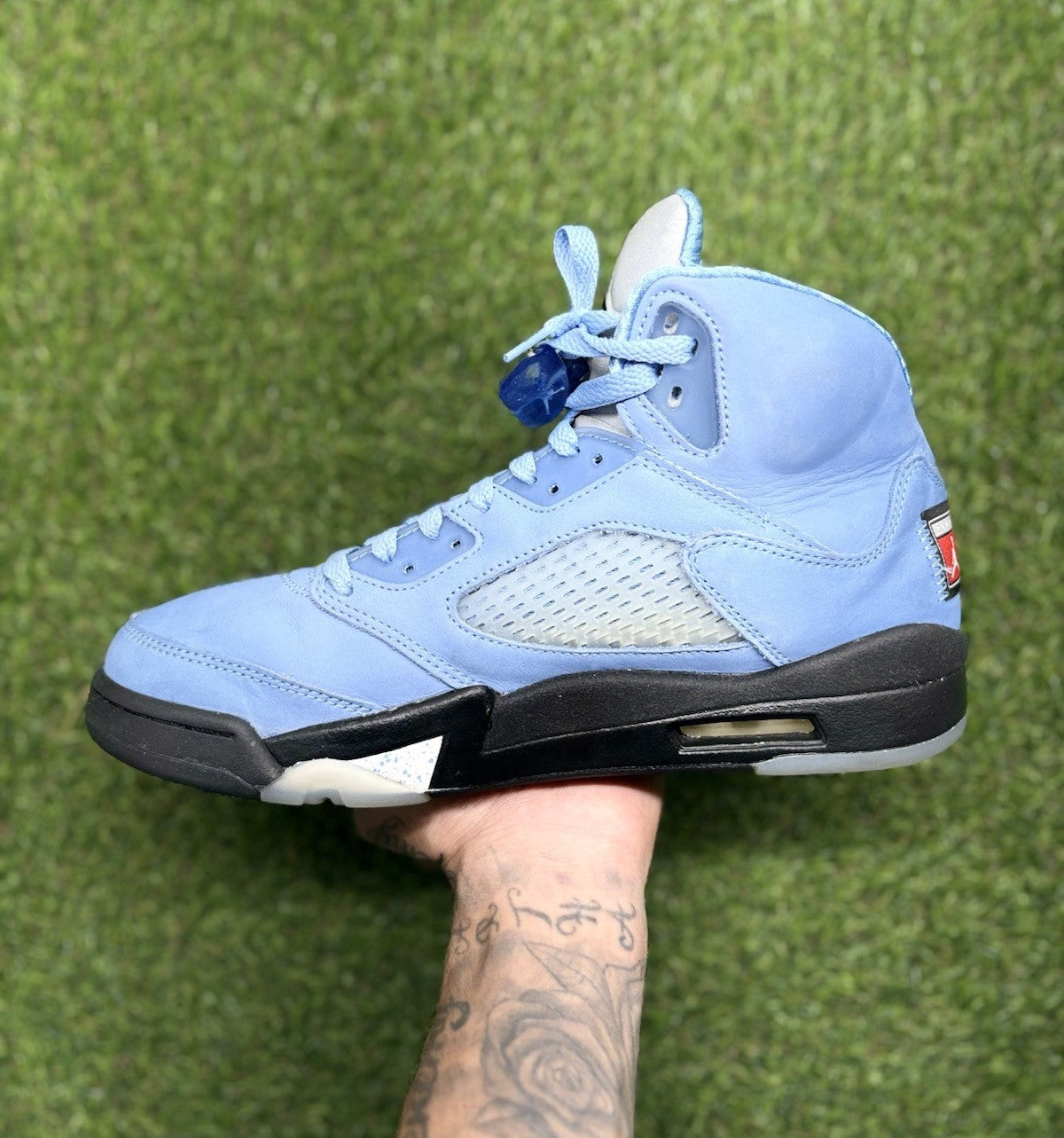 Size 9 - Air Jordan 5 Retro SE Mid ' UNC ' | GREAT CONDITION!