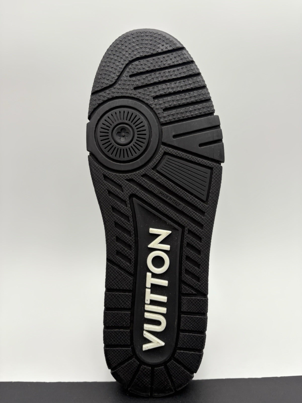 Size 8 LV (9-9.5 US) Louis Vuitton X Murakami Trainer ' Black ' | SUPER CLEAN