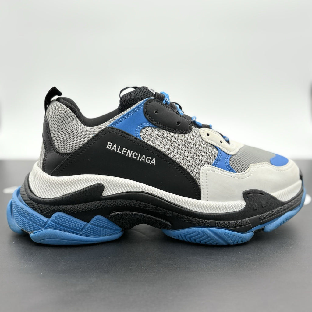 Size 44 (11 US) Balenciaga Triple S Sneaker ' Grey Blue ' | SUPER CLEAN!