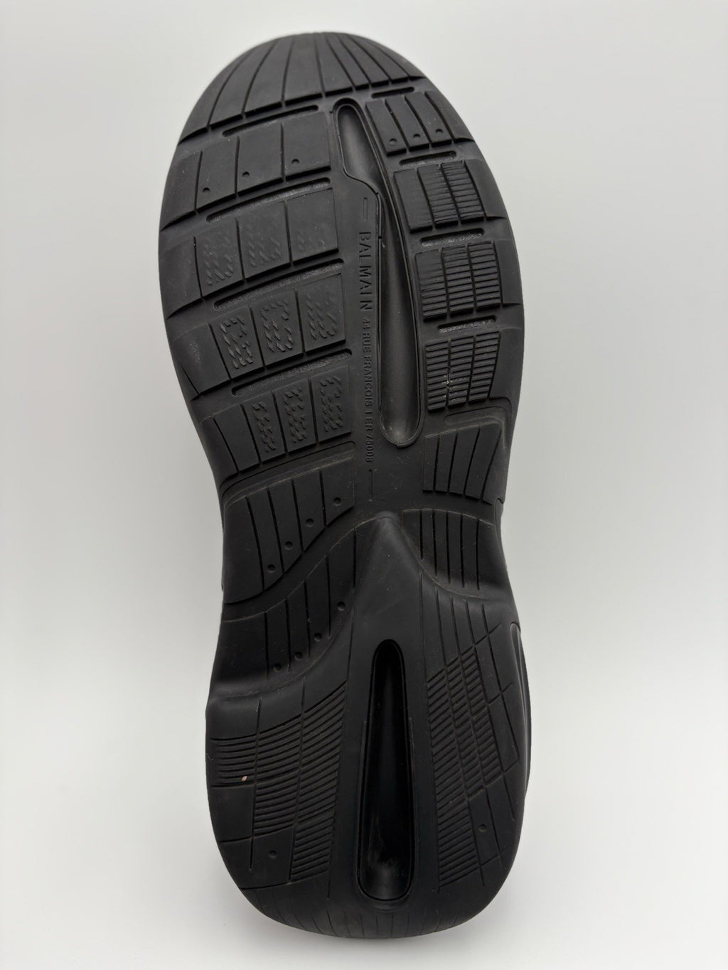 Size 42 (9 US) - Balmain Run Row Sneaker ' Black ' | SUPER CLEAN!