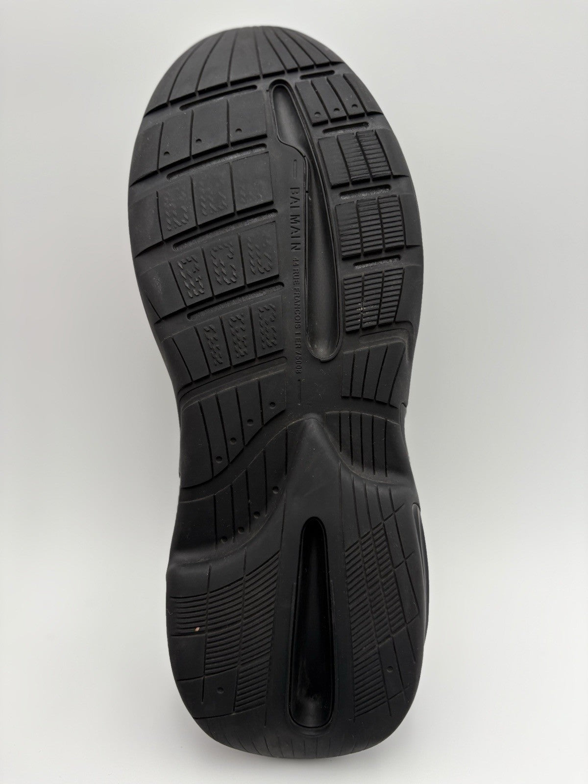 Size 42 (9 US) - Balmain Run Row Sneaker ' Black ' | SUPER CLEAN!