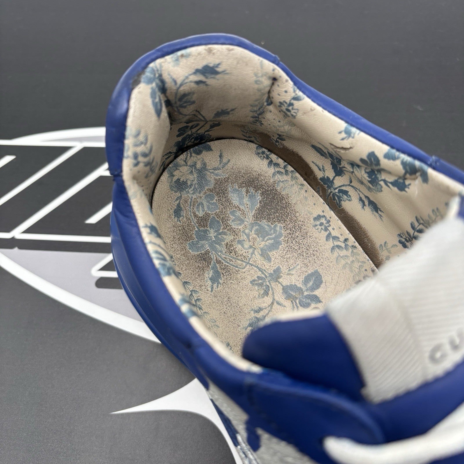 Size 8 G (8.5 US) - Gucci Rhyton MLB Edition ' New York Yankees Blue '