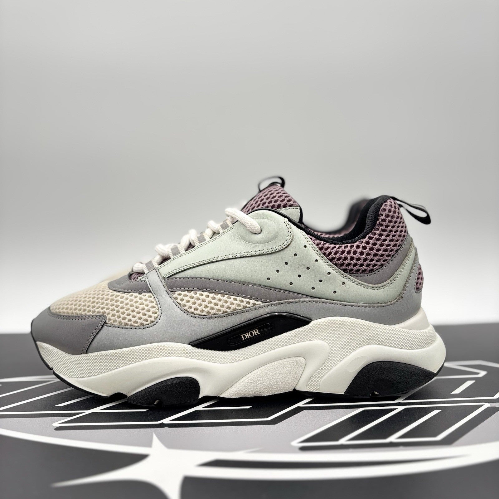 Size 41 (US 8) - Dior B22 Sneaker ' Cream, Lavender ' | GOOD CONDITION!
