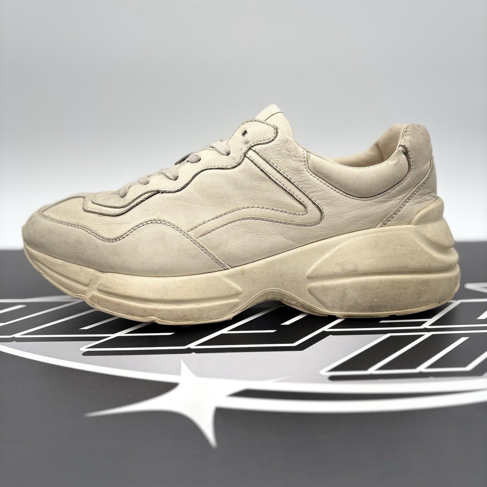 Size 9.5 G (10 US) Gucci Rhyton ' Off White '