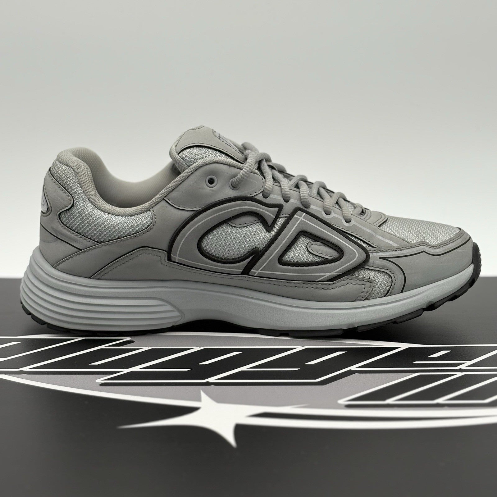 Size 43 (10 US) - Dior B30 Reflective Sneaker ' Gray ' | GREAT CONDITION!
