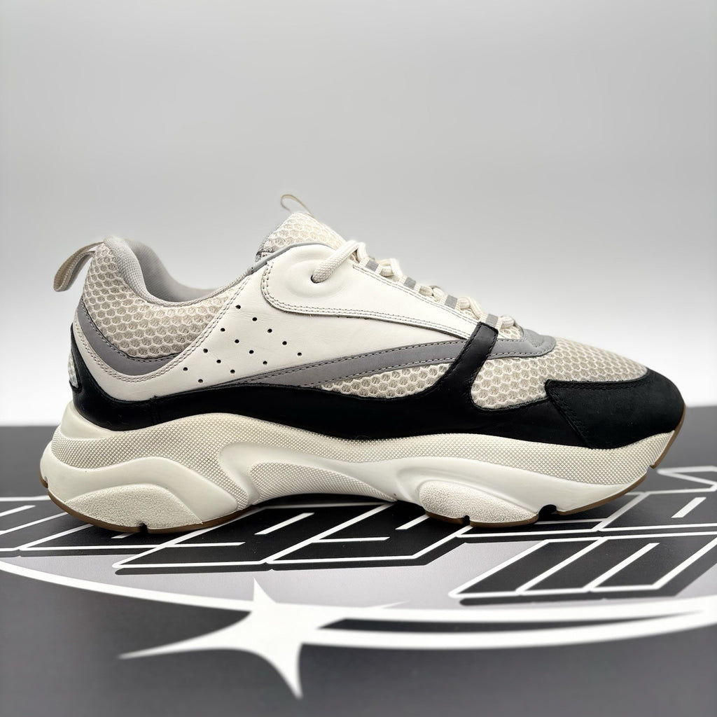 Size 44 (11 US) - Dior B22 Sneaker ' White Black ' | GOOD CONDITION!