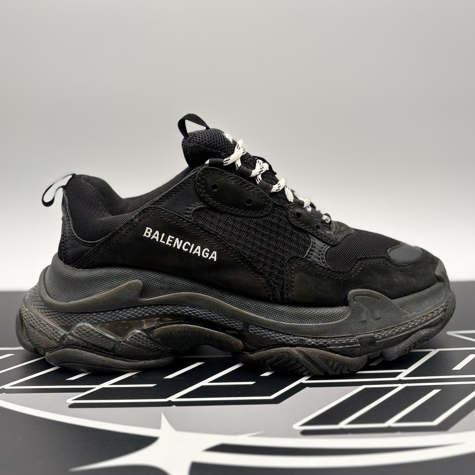 Size 42 (9 US) - Balenciaga Triple S ' Black ' | GOOD CONDITION!