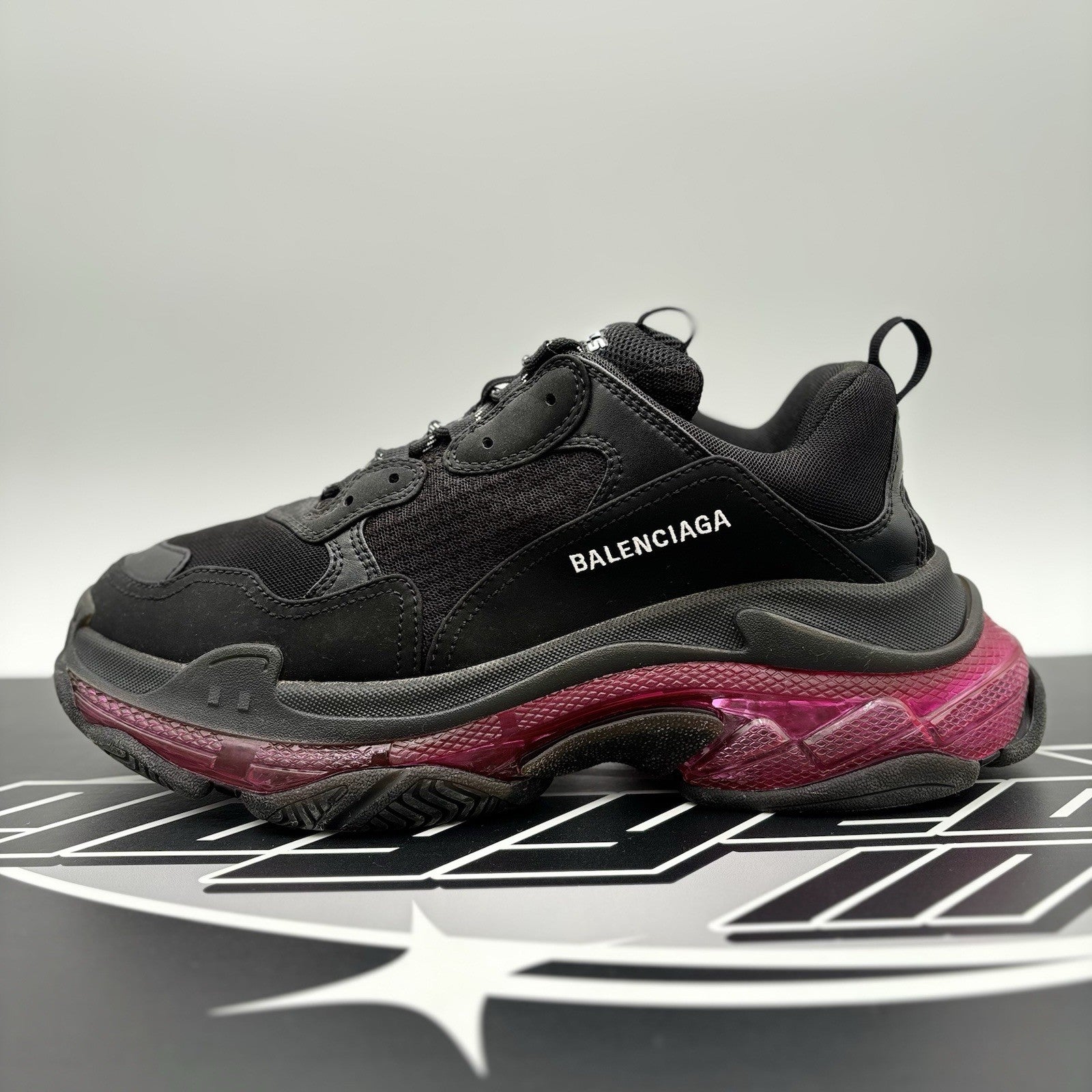 Size 44 - Balenciaga Triple S Clear Sole ' Black Neon Pink ' | GOOD CONDITION!