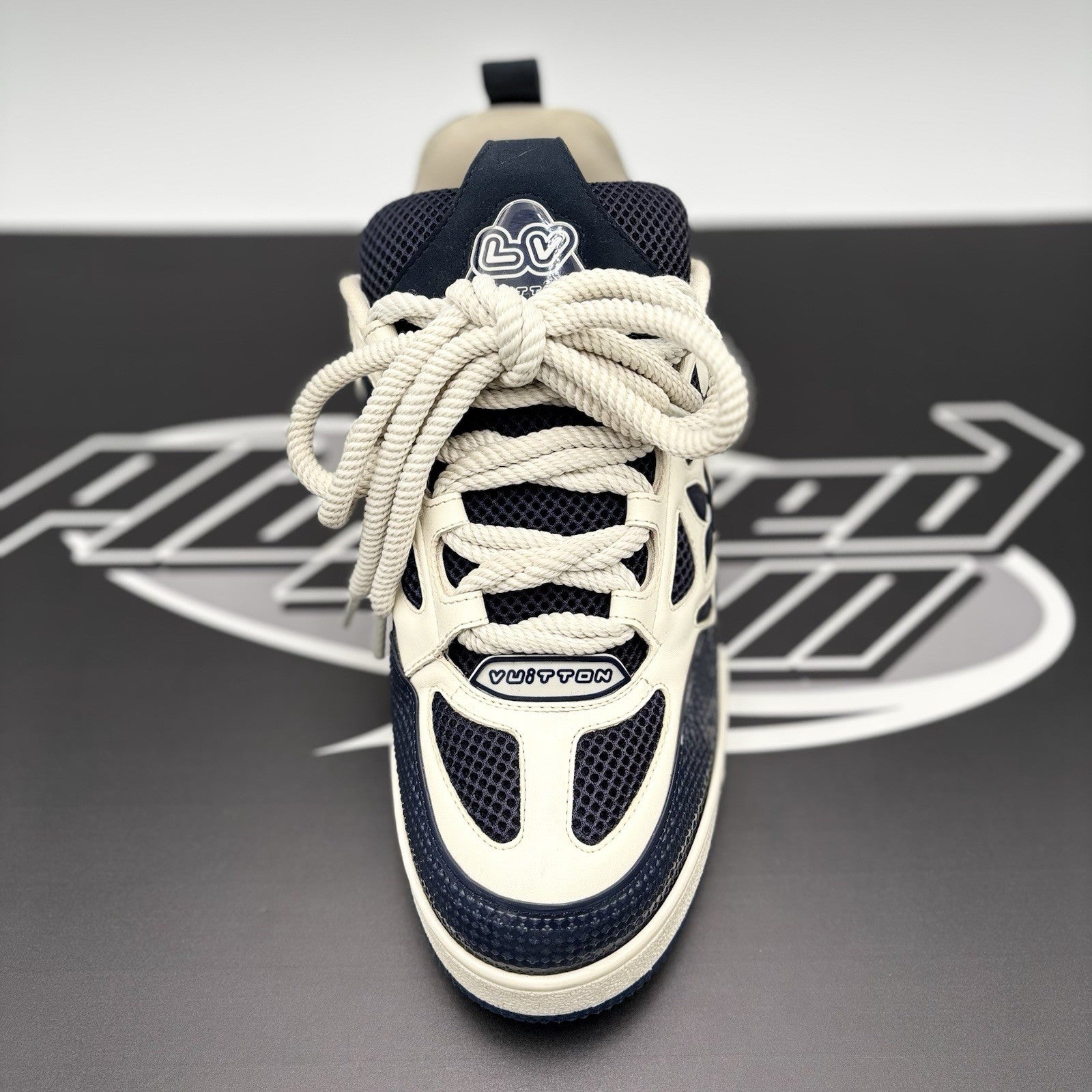 Size 8 LV (9-9.5 US) - Louis Vuitton Skate ' Marine ' | GREAT CONDITION!