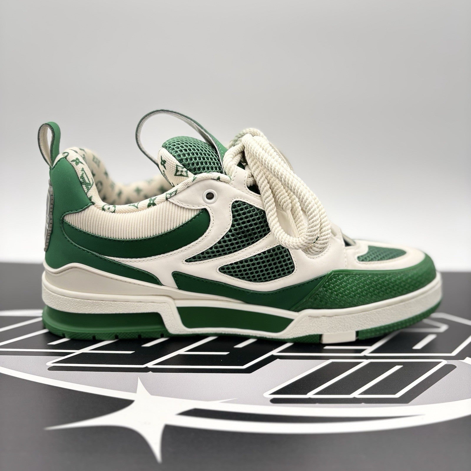 Size 9 LV (10-10.5 US) Louis Vuitton Skate ' Green, White ' | GREAT CONDITION!